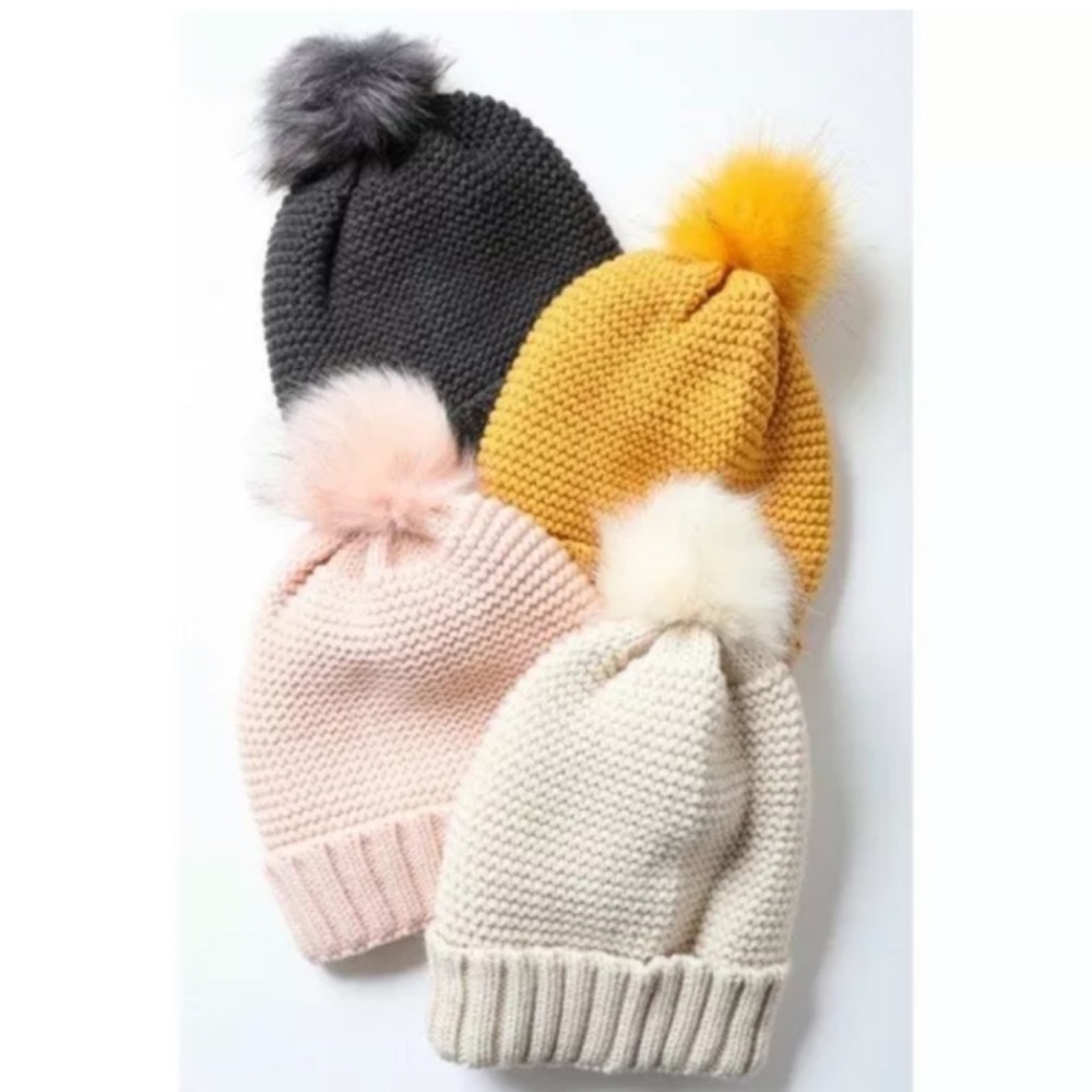 SOLD OUT Olive Pom Faux Sherpa Lined Knit Beanie - Picture 4 of 4